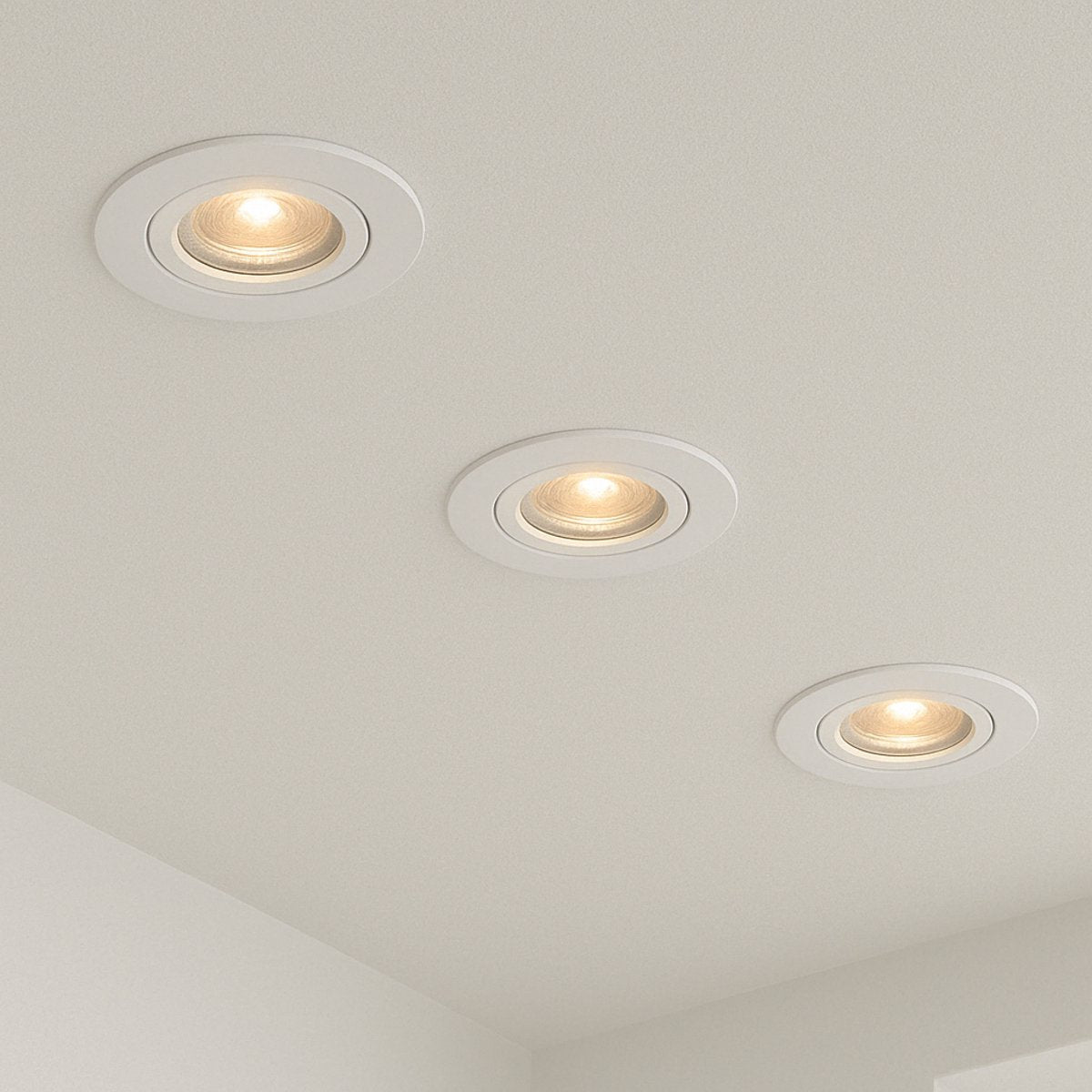 Spot encastrable intelligent Calex - Downlight LED intelligent dimmable - inclinable - lumière blanc chaud - blanc
