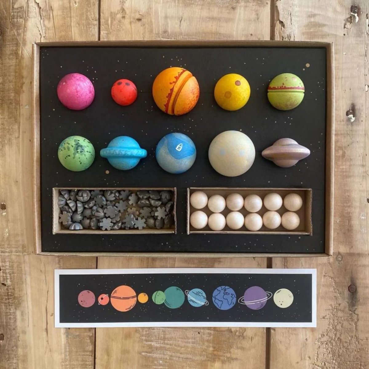 Grapat - jouets en bois cher univers - coffret de jeu planètes - +40 pièces