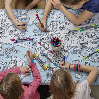 Nappe Eatsleepdoodle avec carte du monde