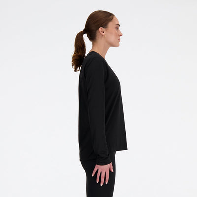 Pull de sport femme manches longues New Balance Sport Essential - noir