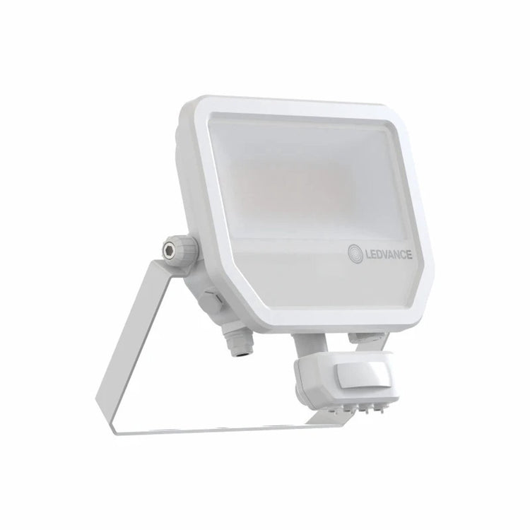 Ledvance projecteur led aluminium blanc 41w 5500lm 100d - 830 blanc chaud | ip65 - capteur de mouvement et de lumière - symétrique