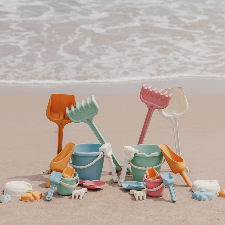 Miniland outdoor eco - ensemble de jeu de sable bébé - seau, pelle, râteau et pelle - vert - 18 mois