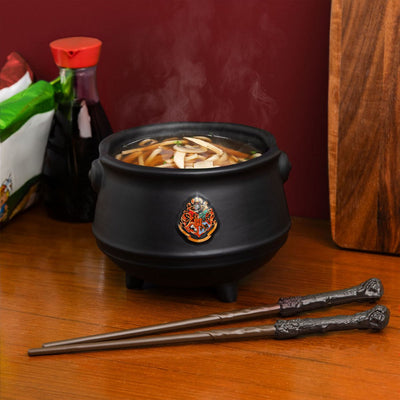 Paladone Harry Potter Chaudron Ramen Set – Bol en céramique sous licence officielle avec baguette magique – Baguettes –