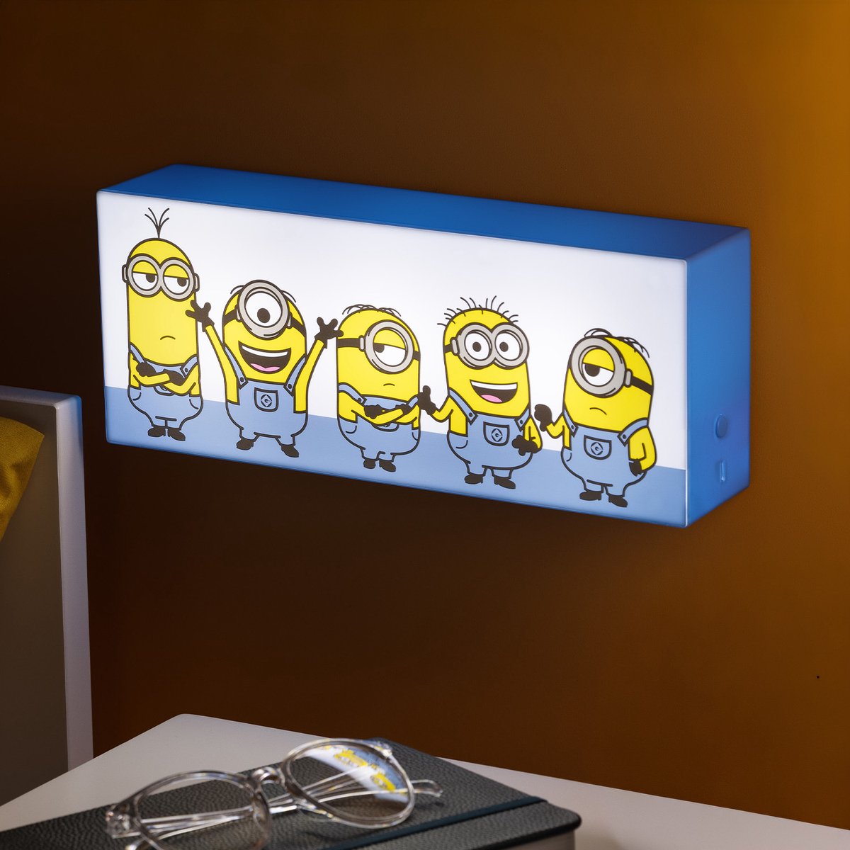 Paladone products ltd dreamworks - lumière de personnage - serviteurs