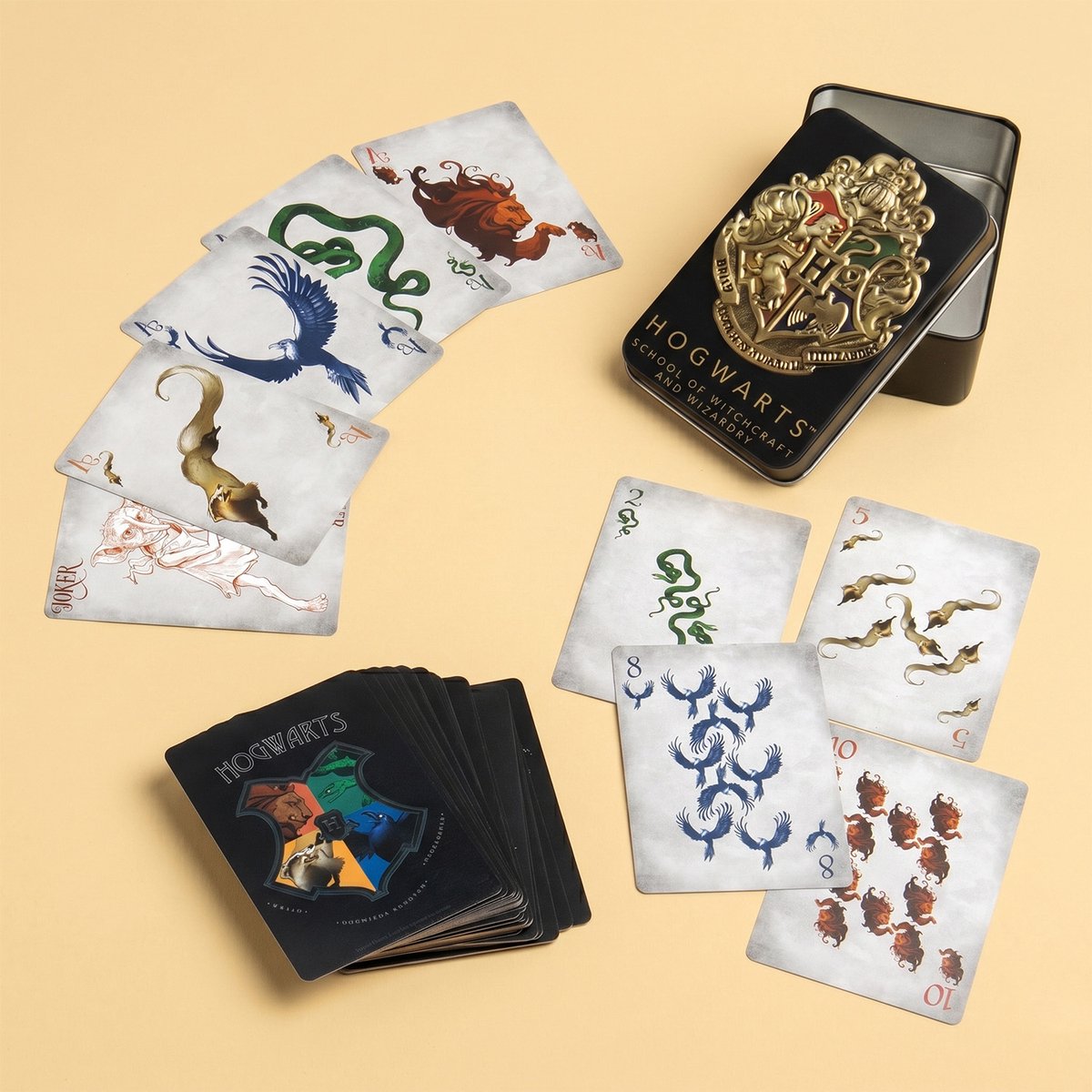 Jeu de cartes Paladone Harry Potter Poudlard en boîte de conserve