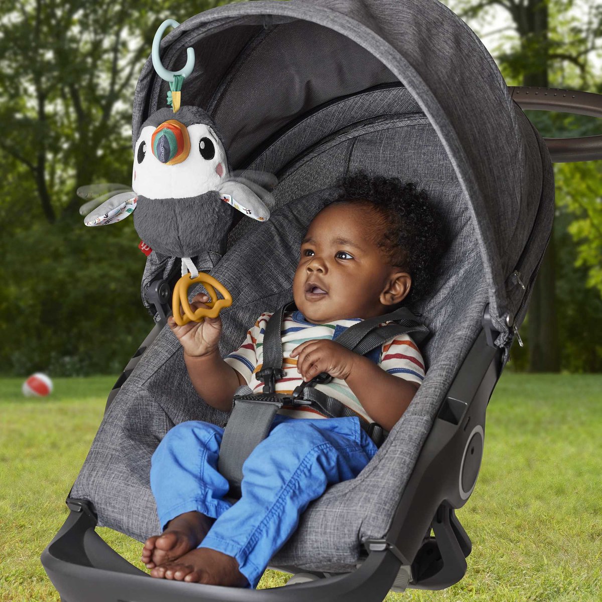 Jouet suspendu toucan Fisher-price avec sons et mouvements - jouets pour bébé