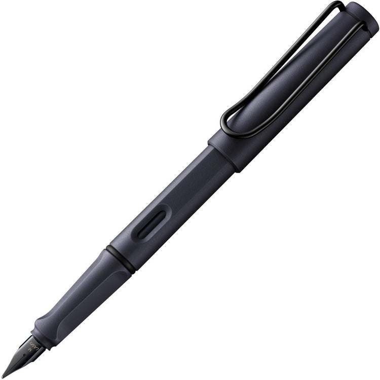 Stylo plume Lamy safari acier noir | poignée ergonomique | en plastique | plume en acier m | avec cartouche d'encre bleue T 10 – droitier