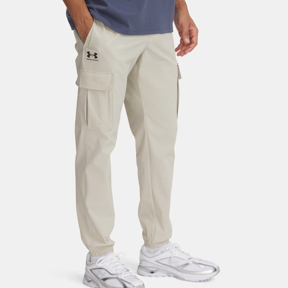 Under Armour UA Vibe Tissé Cargo Pants-brn Pantalon de sport pour hommes - base kaki - noir