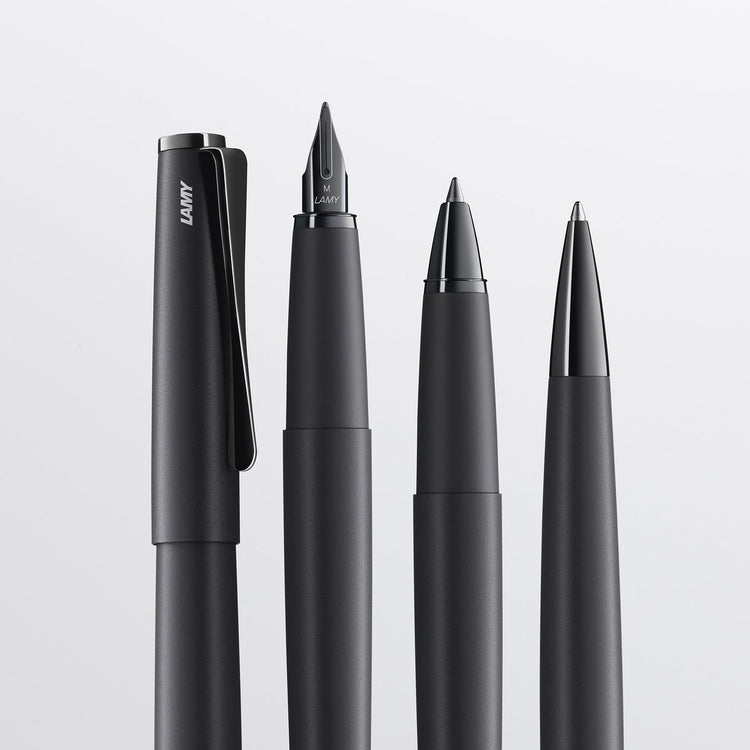 Stylo plume Lamy Studio lx-all-black – stylo plume universel dans un élégant boîtier entièrement métallique – avec clip hélice et plume en acier de taille f – avec cartouche d'encre bleue T 10