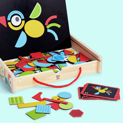 Hape coffret d'art magnétique - 91 formes magnétiques, 12 cartes d'inspiration, jouets en bois à partir de 3 ans