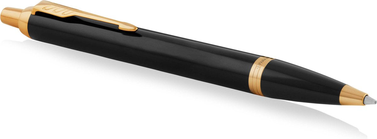 Parker dans un stylo à bille | laque noire avec détails dorés | pointe moyenne à l'encre bleue | coffret cadeau