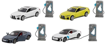 Voiture jouet Goki BMW i4 M50 et Audi RS E-tron GT modèle à l'échelle 1:34-36.