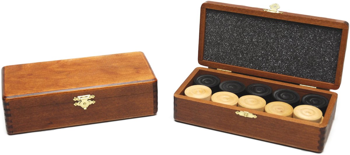Jeux de dames chauds vierges noirs dans une boîte pliante en bois marron