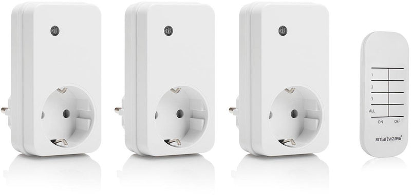 Smartwares sh4-99573 kit d'interrupteurs - 4 pièces - plug connect - 3 prises sans fil avec télécommande - convient uniquement aux Pays-Bas