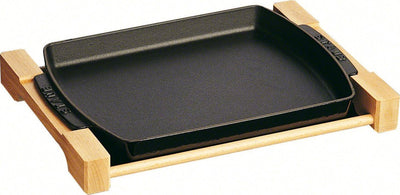 Plat à pâtisserie en fonte Staub - dans un support en bois - 33 x 23 cm - noir