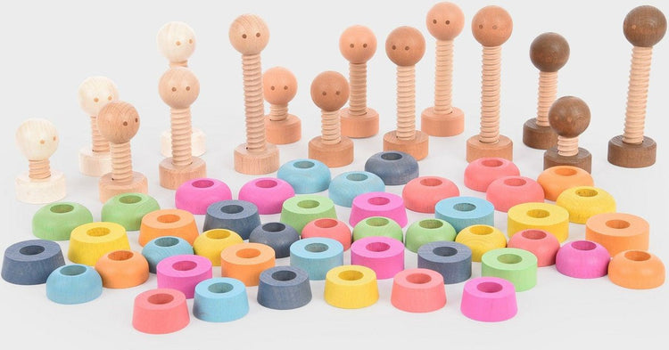 Tickit® arc-en-ciel en bois pour les personnes de la communauté.