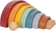 Petit pied de construction arc-en-ciel en bois avec balle,