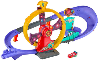 Mattel Disney et Pixar Cars font la course pour célébrer Lightning McQueen avec un ensemble de jeu de piste de course festif