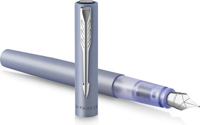 Stylo plume Parker Vector XL | peinture bleu argent métallisé sur laiton avec détails chromés | pointe moyenne avec recharge d'encre bleue | emballage cadeau