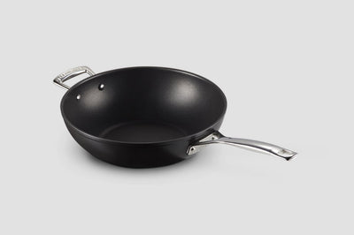 Poêle wok Le Creuset avec manche - les forgées tns - ø 30 cm 4,7 litres - revêtement antiadhésif standard