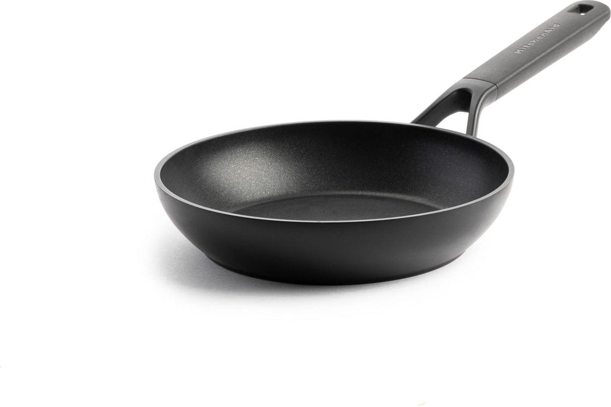 Poêle à frire Kitchenaid classic en aluminium forgé ø20cm - noir - induction - antiadhésive - sans pfas