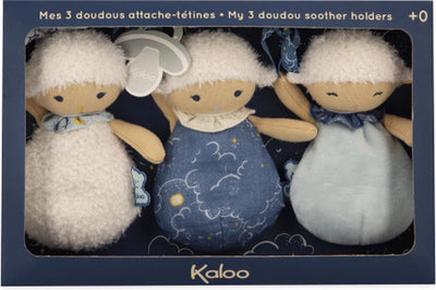 Kaloo doux sommeil - 3 doudou moutons - trois attache-sucettes moutons, chacun avec sa particularité et sa couleur, pour que bébé puisse l'utiliser comme doudou, mais la tétine peut également être attachée au ruban fin