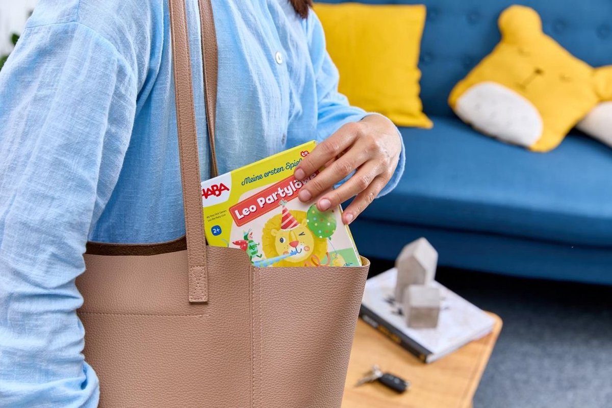 Haba jeu éducatif Leo le lion de fête - carton de jeu coloré pour enfants.