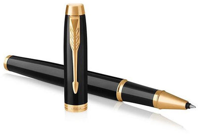 Parker dans un stylo roller | laque noire avec finition dorée | plume fine | encre noire | emballage cadeau