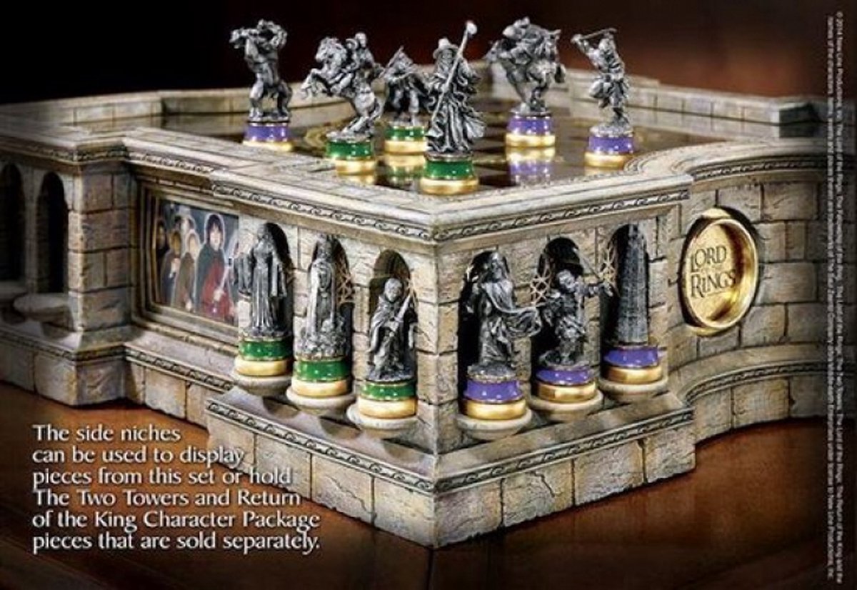 Jeu d'échecs du seigneur des anneaux de la noble collection