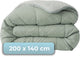 Faire taire. living hush living - couette lavable design bicolore vert sauge gris clair - 140x200 cm - 300 g/m² - avec taie d'oreiller assortie