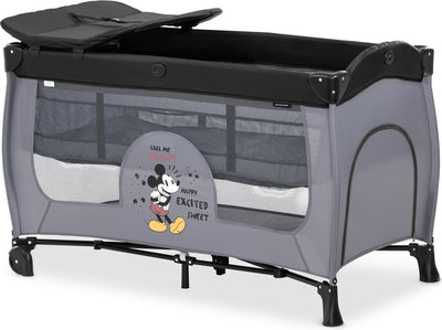 Centre Sleep n Play Hauck - 120 x 60 cm - lit de camping - rehausseur de base - plateau à langer - roulettes ouverture latérale - gris mickey mouse
