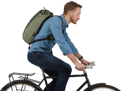 Thule sac à dos de loisirs sac à dos avec compartiment pour ordinateur portable sac à dos de trajet primordial 18l vert olivine