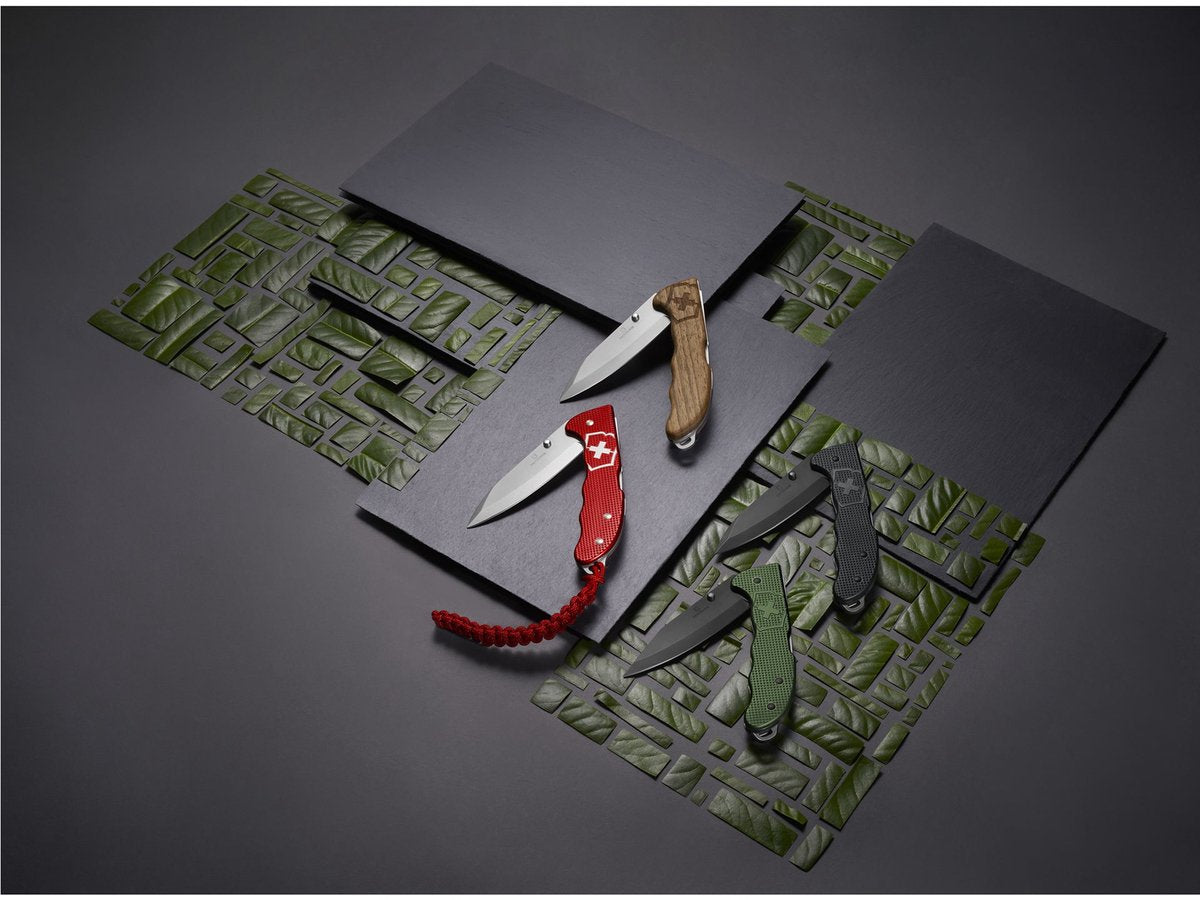 Couteau de poche Victorinox évoque bsh alox marine camouflage