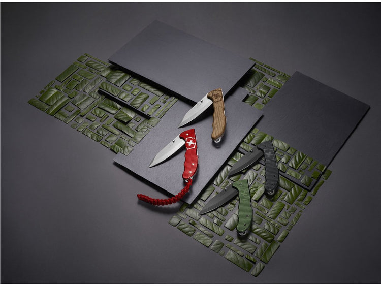 Couteau de poche Victorinox évoque bsh alox marine camouflage
