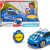 Dickie ABC contrôle la voiture de police de Pauly