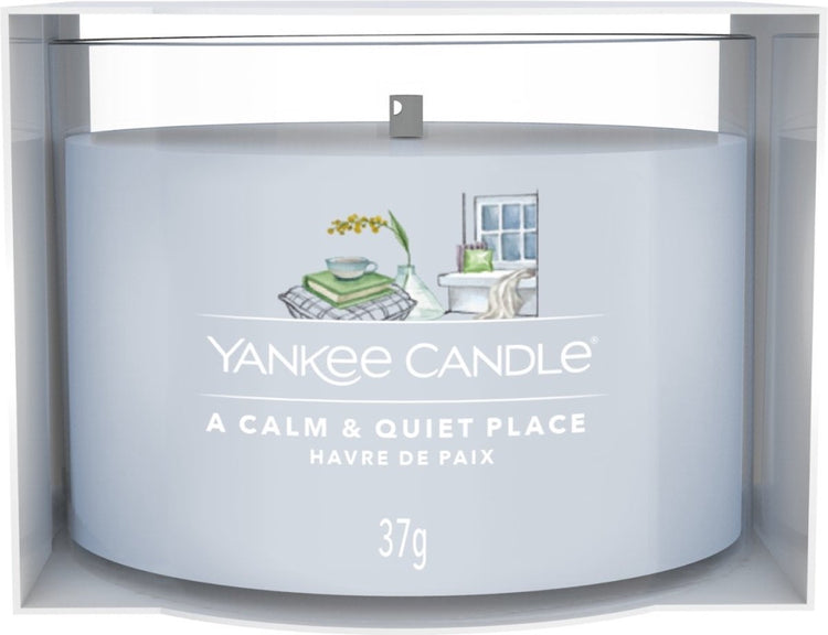 Votive remplie de bougies Yankee - un endroit calme et tranquille - 10 heures de combustion - 1 pièce