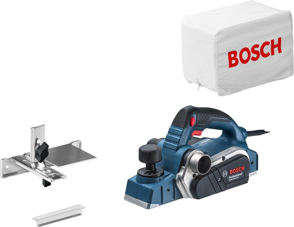 Raboteuse Bosch gho 26-82 d (couteau supplémentaire, guide parallèle, sac à poussière)