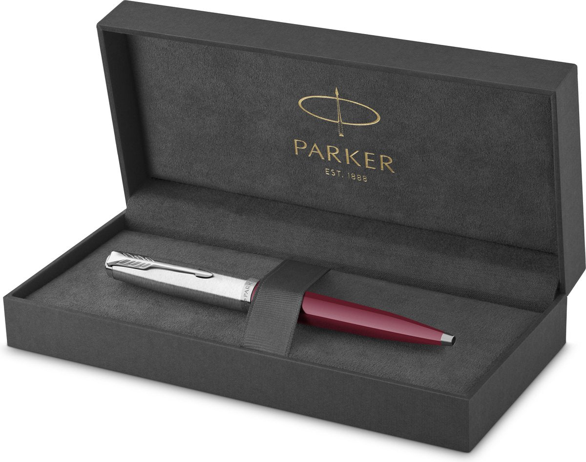Stylo à bille Parker 51 | boîtier bordeaux avec finition chromée | pointe moyenne avec recharge d'encre noire | emballage cadeau
