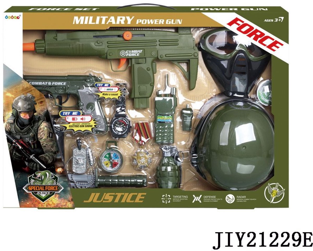 Ensemble militaire Amuuso.