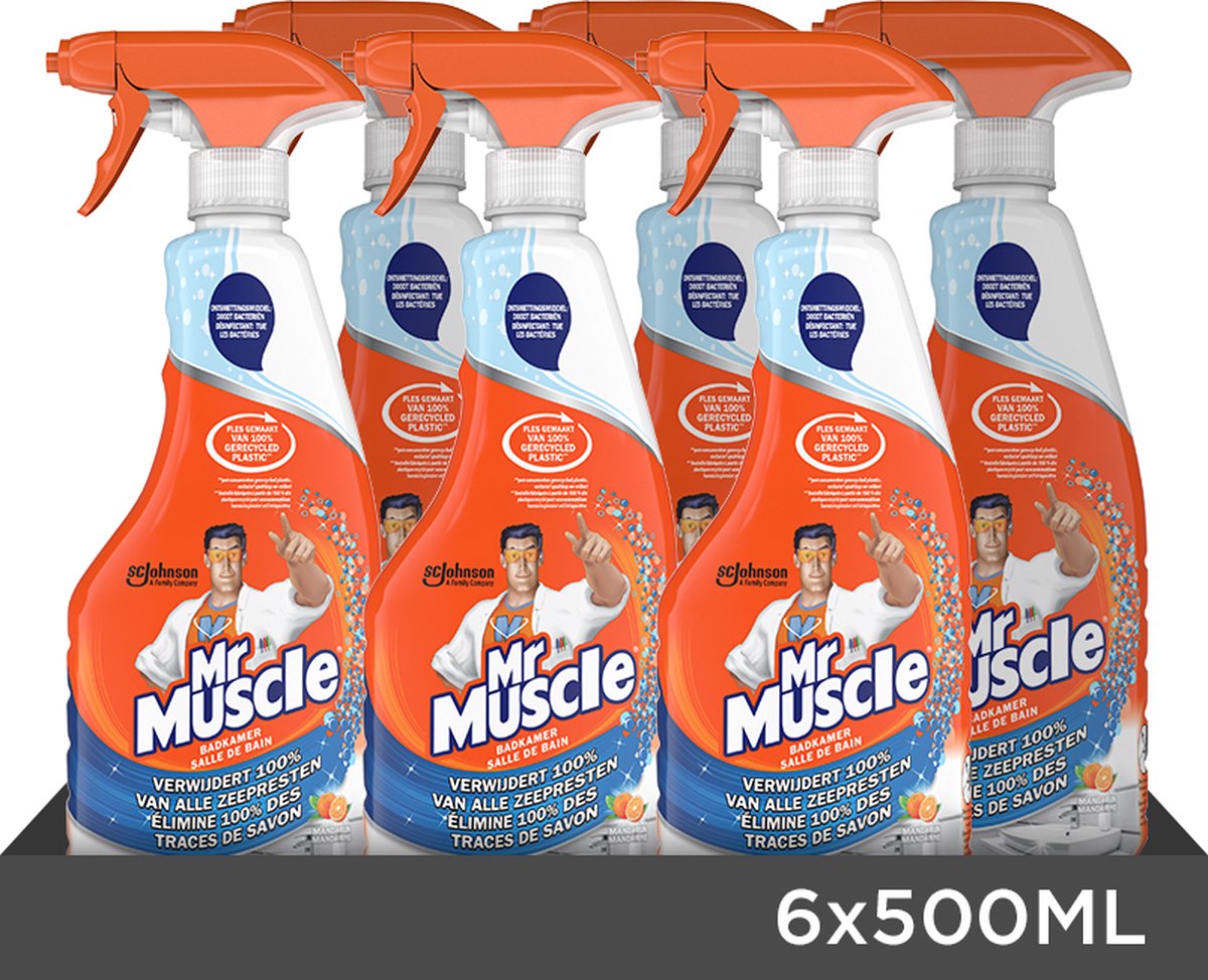Monsieur musclé, salle de bain