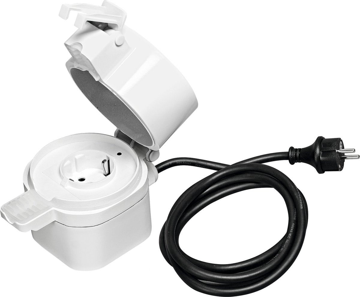 Prise intelligente extérieure Ledvance smart+ zigbee pour prises et prises européennes.