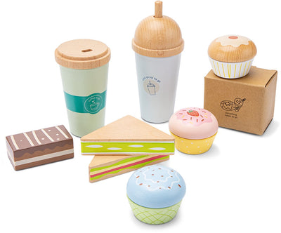 Woet ® set de café à emporter en bois - ensemble de 12 pièces avec tasses à emporter, pâtisseries et sandwichs - accessoires de magasin - fsc - jouets de jeu de rôle - nourriture jouet - à partir de 2 ans