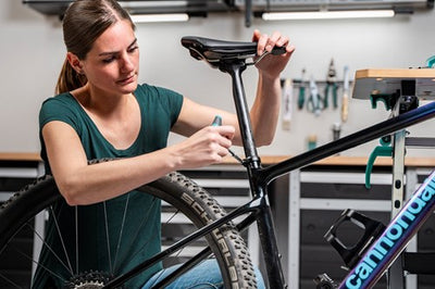 Wolfcraft Wolfcraft Twistriver à main avec porte-bite 1235000