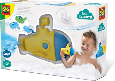 Ses Tiny Talents Couleur d'eau avec un sous-marin