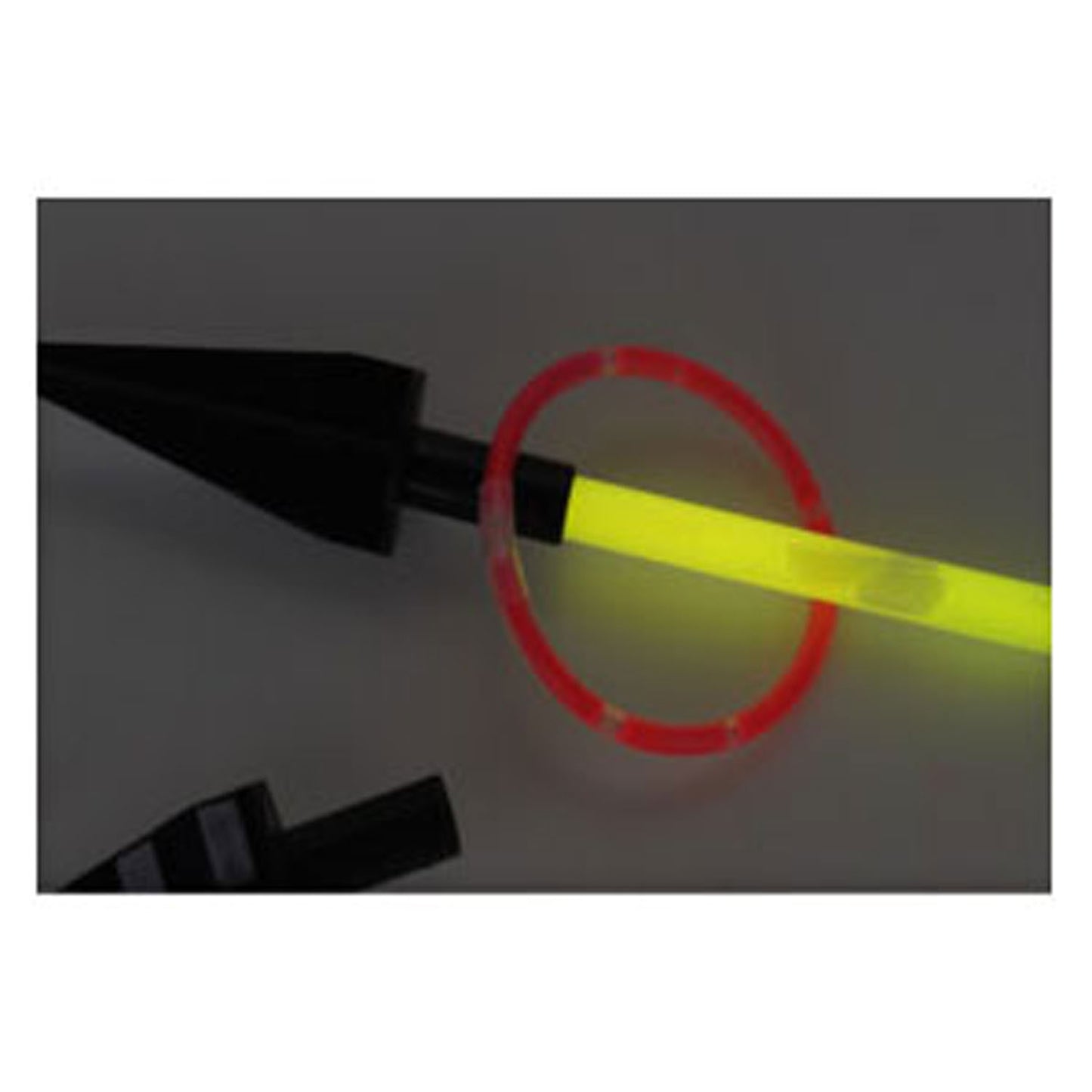Jeu de lancer d’anneaux phosphorescents