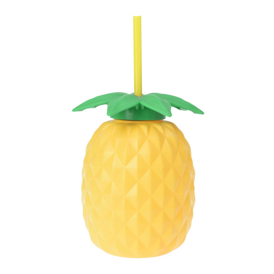 tasse d'enfant avec ananas de paille