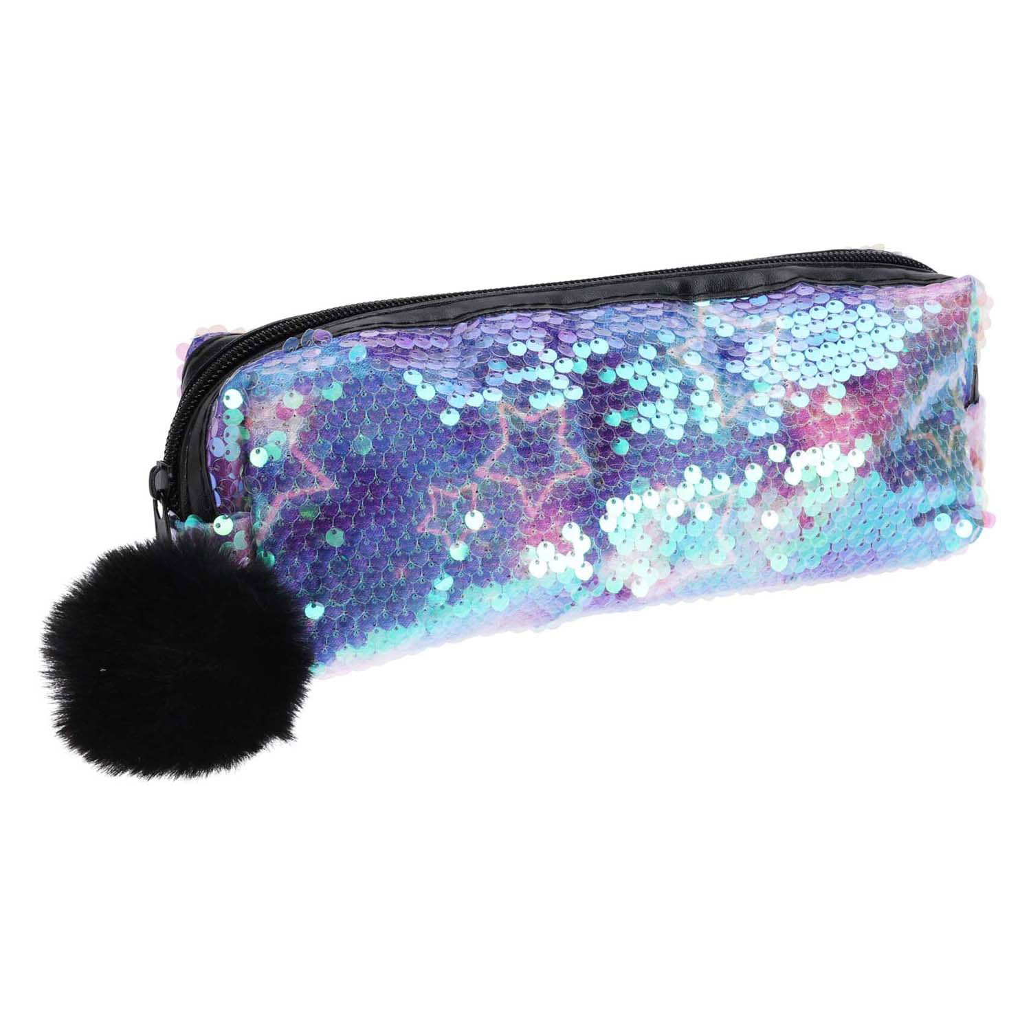 Cas avec des paillettes et du pompom