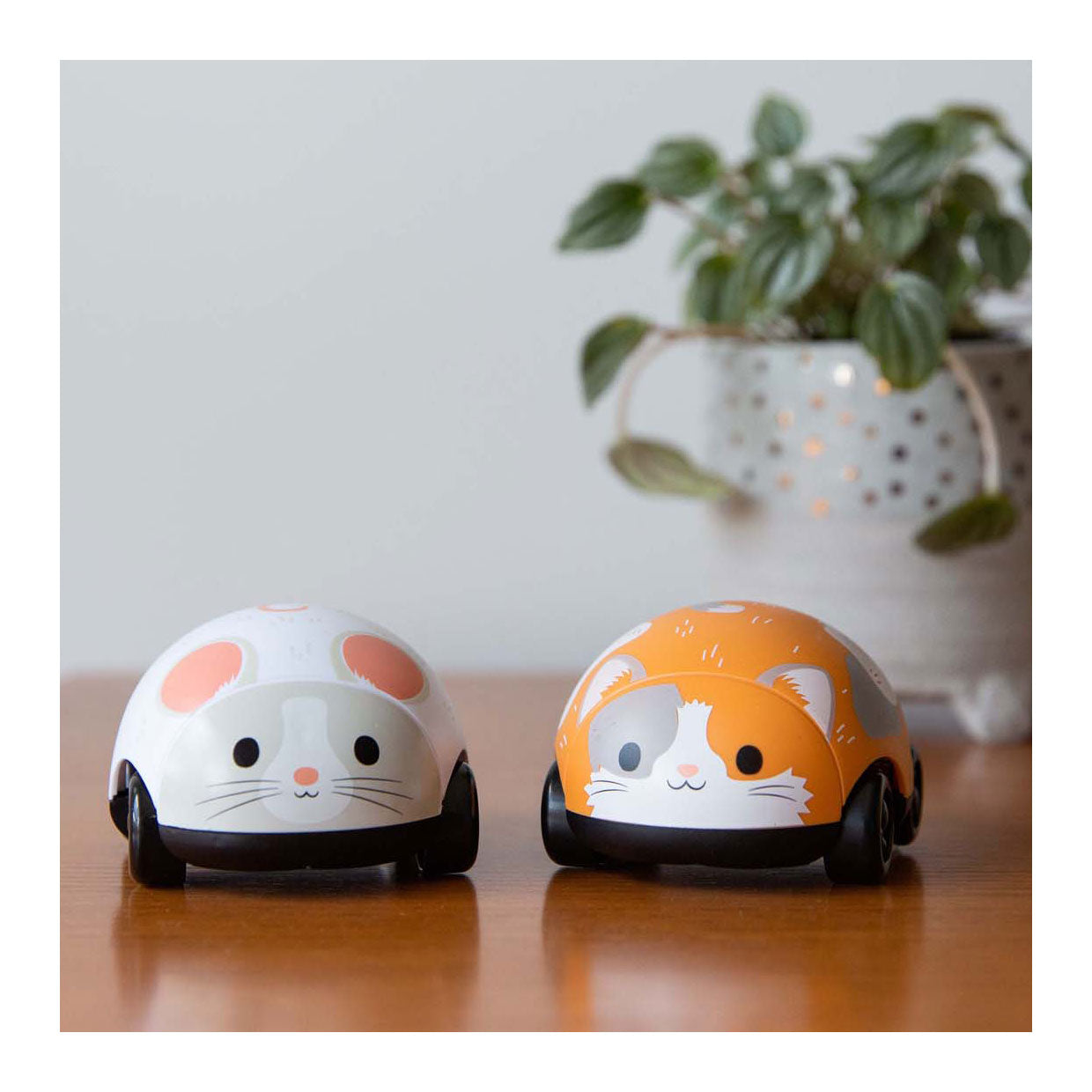 Selecta Pull-Back Vehicles - Cat and Mouse