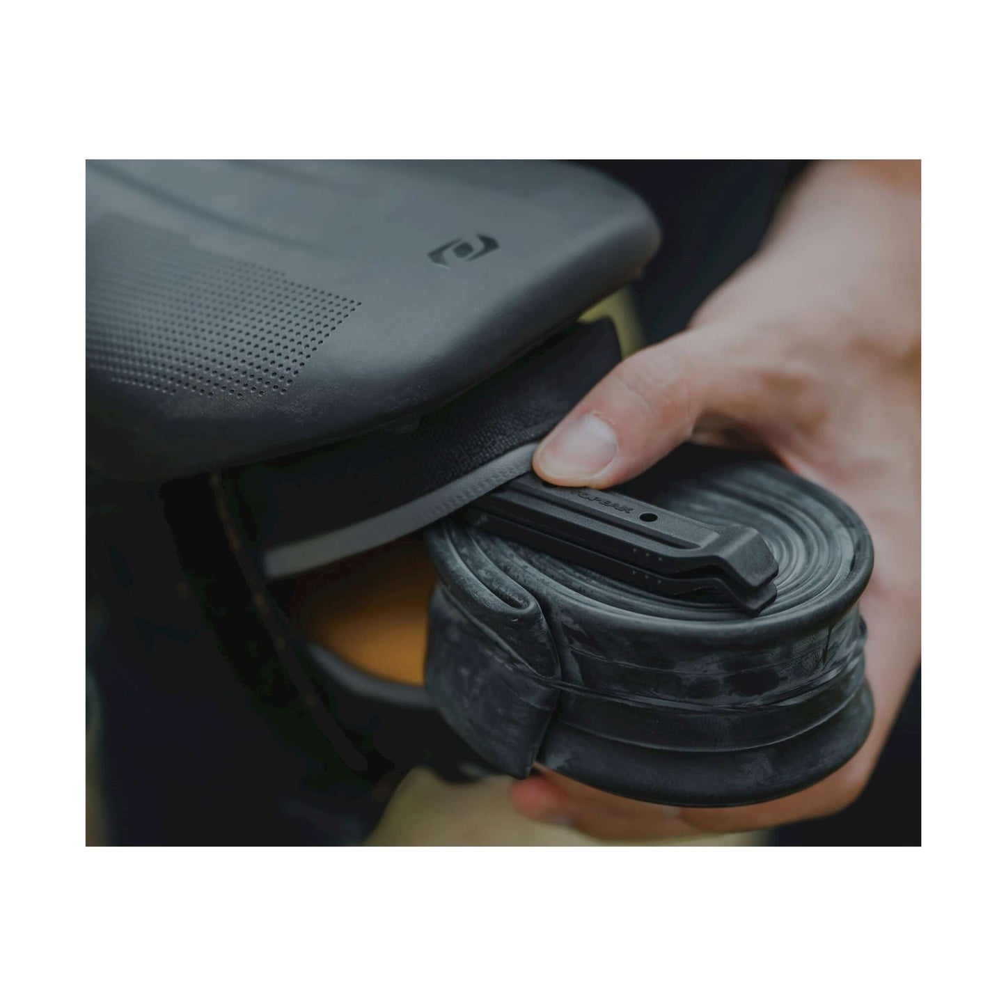 Sac à selle TOPEAK ELEMENTA SEAL SEAL SLIM M