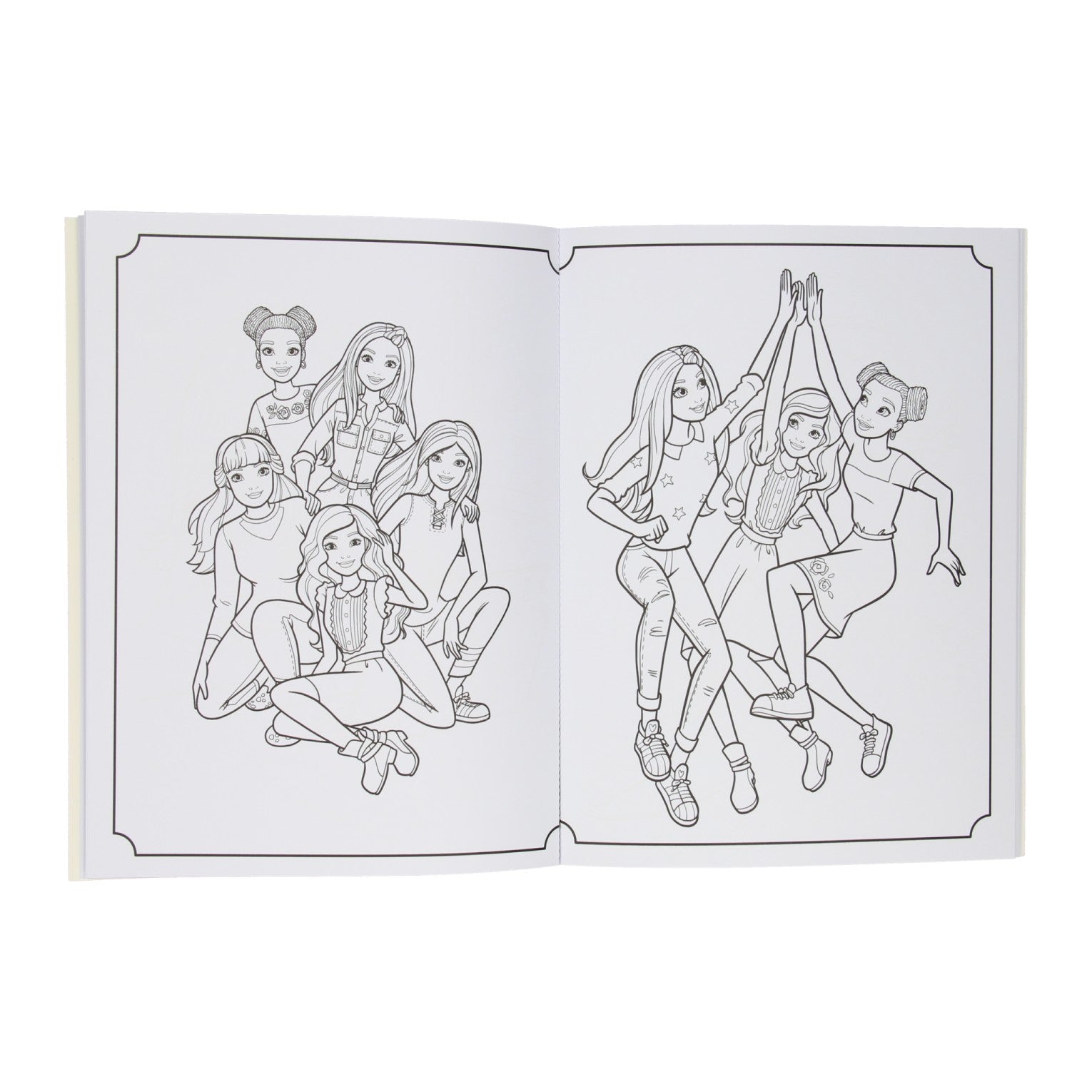 Super Colorbook Barbie avec des crayons